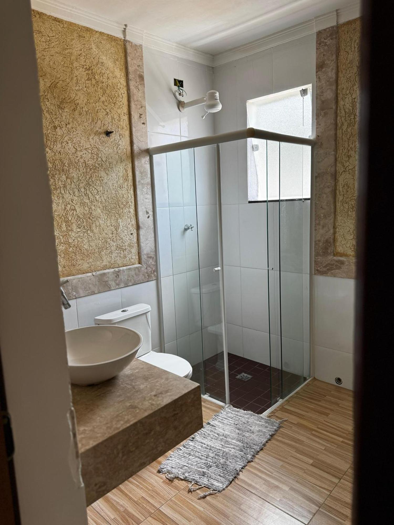 Casa Piscina Em *
